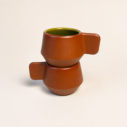 Mini Xícara Chanfro Terracota com Interior Verde — 80 ml